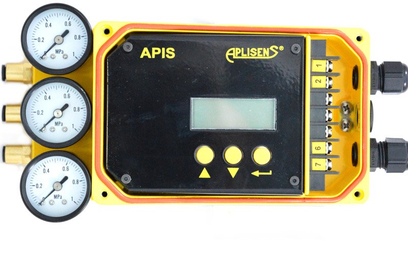Positioner Aplisens Instruments valve positioner